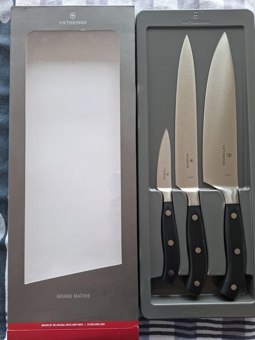 Victorinox Coltelli: Grand Ma'itre Koch-Set, dreiteilig – Nuovo e nell'imballaggio originale da Stettlen venduto da ber_6p2h