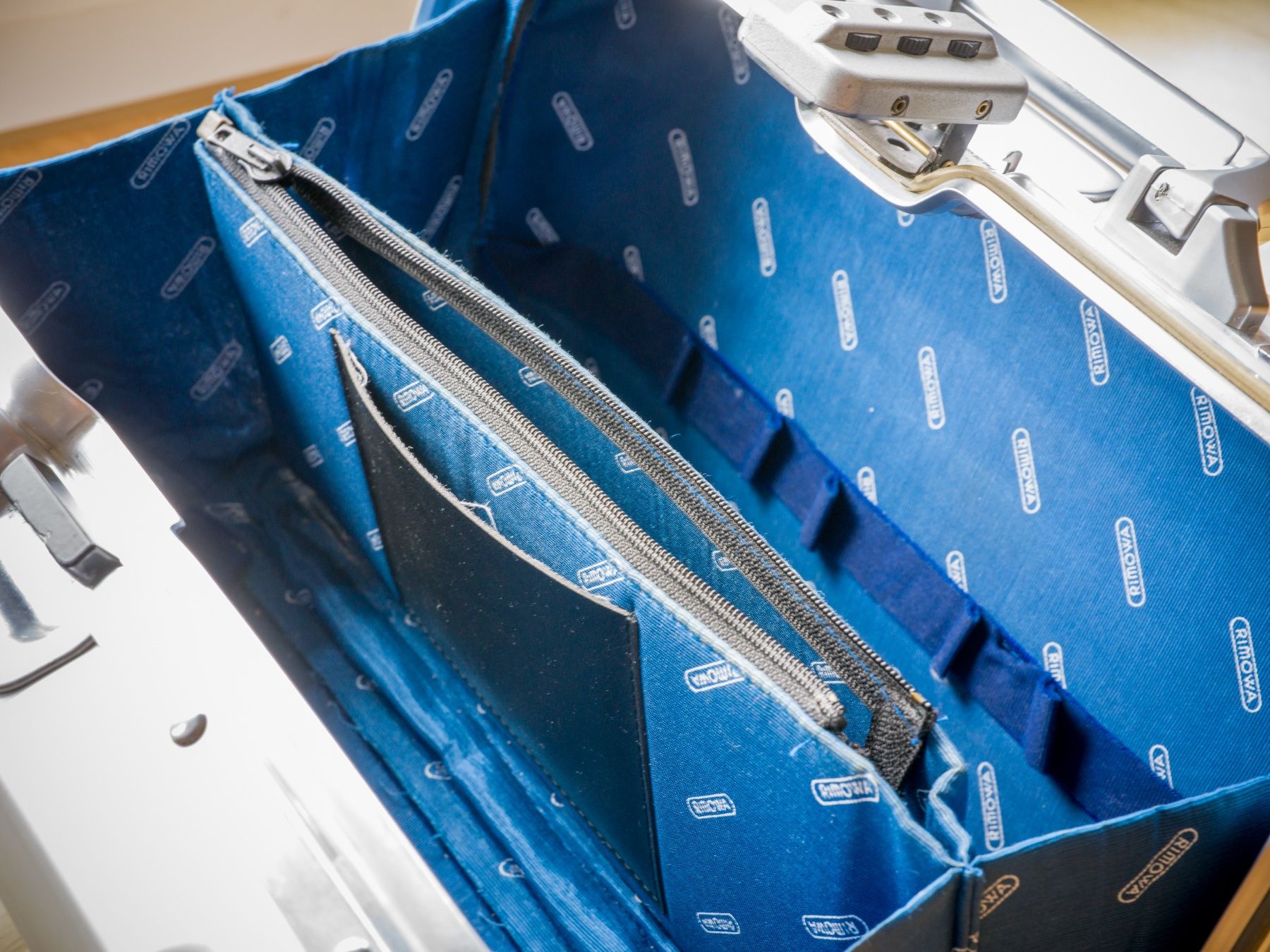 Rimowa Valigie: Rimowa Topaz Piccolo – Usato da Zürich venduto da Malalaka 6