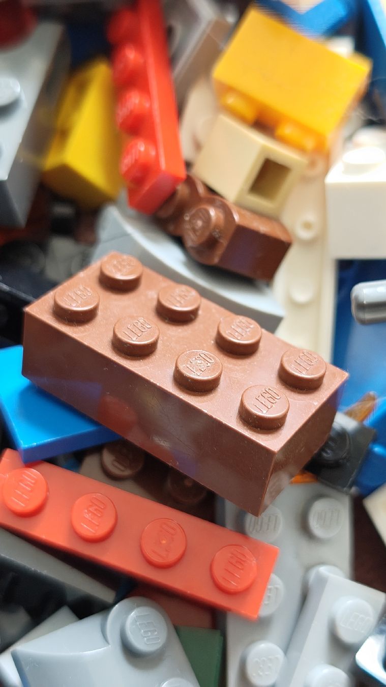 Lego Giocattoli: Lego Mix ca 2,3 Kilo – Usato da Effretikon venduto da Superkarin7 1