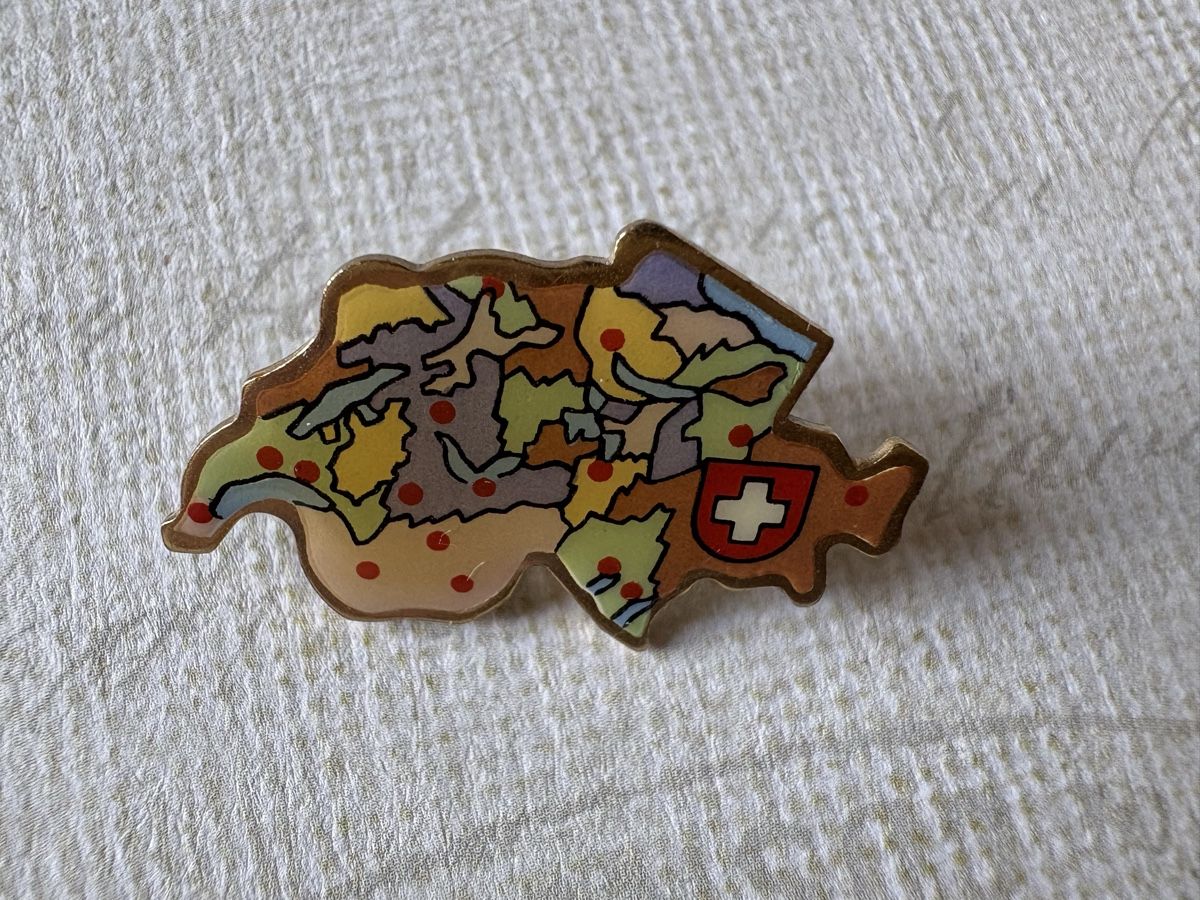 Placchette & Badge: Pin - Suisse - Schweiz - 90er – Usato da Zweisimmen venduto da Domii 2