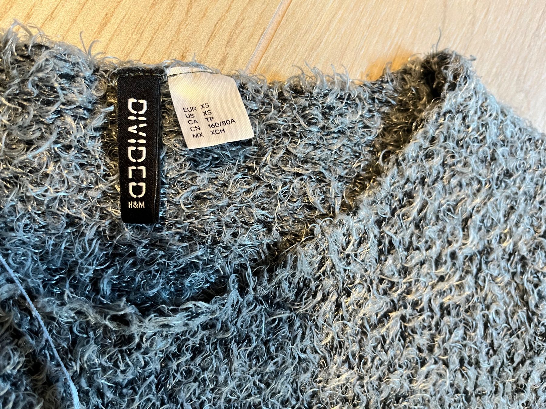 H&M Maglioni & Felpe: grauer Kuschel-Pullover, Grösse XS-S – Usato da Lugano venduto da sweetyd84 2