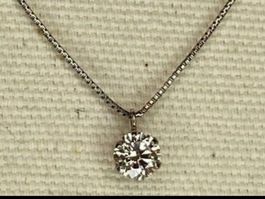 Collier Platin 900 mit Diamant 0,3 neu!