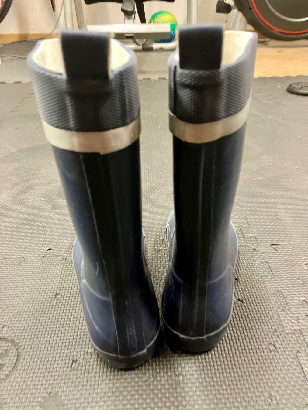 Scarpe da uomo: Gummistiefel 34/35 – Nuovo (secondo la descrizione) da Zürich venduto da the_2lsz 1