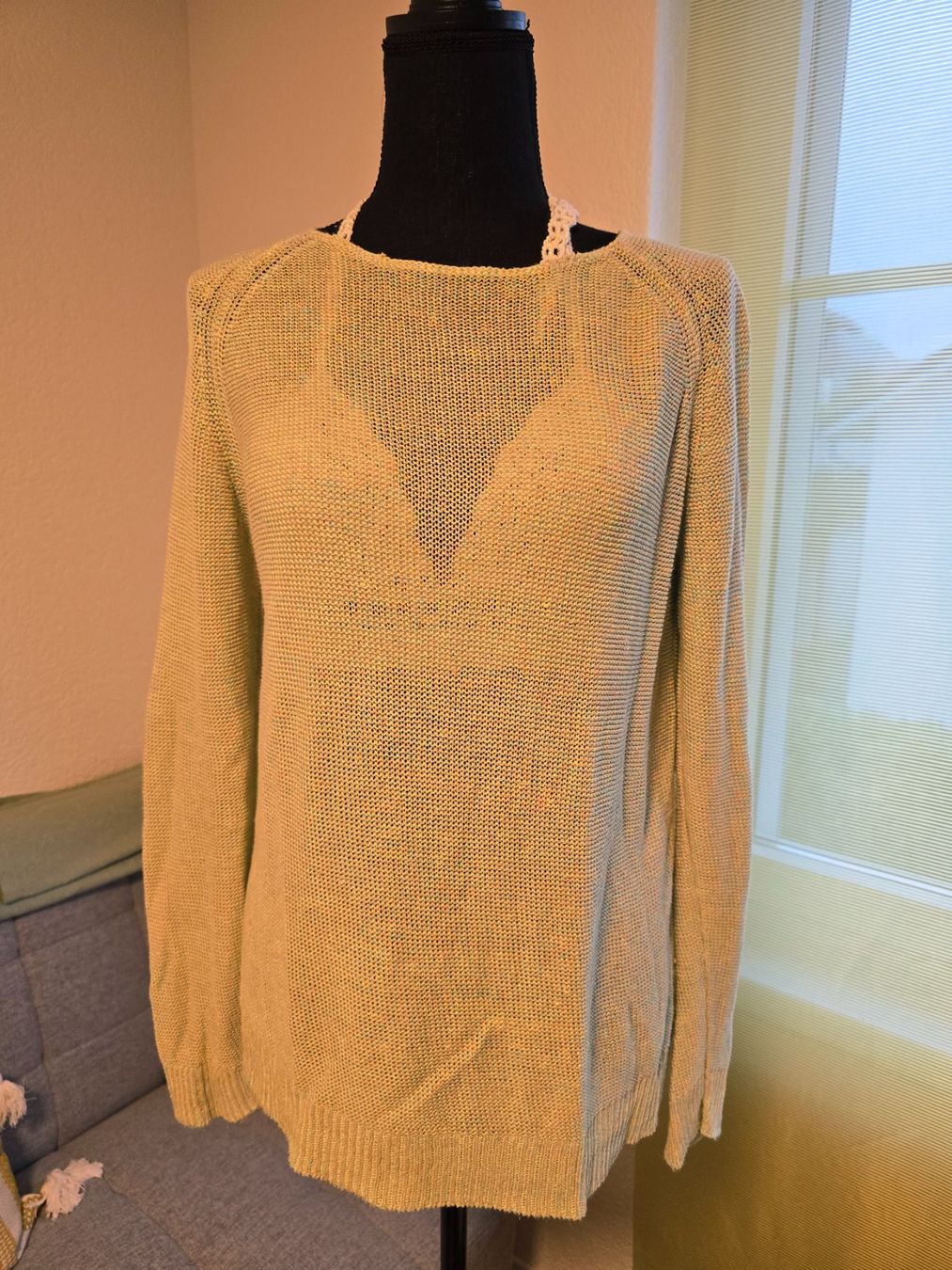 Pullover & Sweatshirts: Pullover – Gebraucht aus Niederbipp von Viktoria_Sch