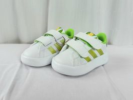 Gr. 21 - Adidas Kinderschuhe, Neu