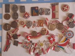INSIGNES DU 1ER AOUT