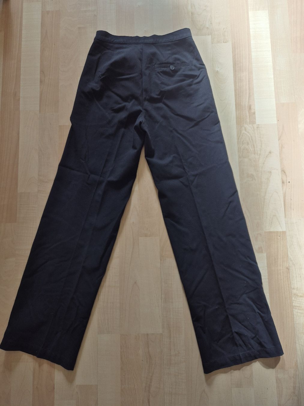 Pull&Bear Pantaloni: Pull&Bear Hose, schwarz, Gr. M, Top Zustand – Usato da Eiken venduto da kaja.john 1
