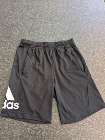 ADIDAS Shorts Unisex Grösse 152