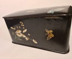 China/Japan? Antike Lackdose Teebehälter Blumenmuster