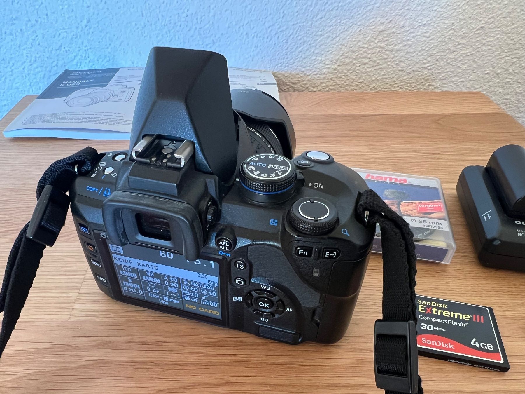 Olympus Fotocamera: Olympus E-520, mit Image Stabilisator – Difettoso da Zürich venduto da Gianni 3