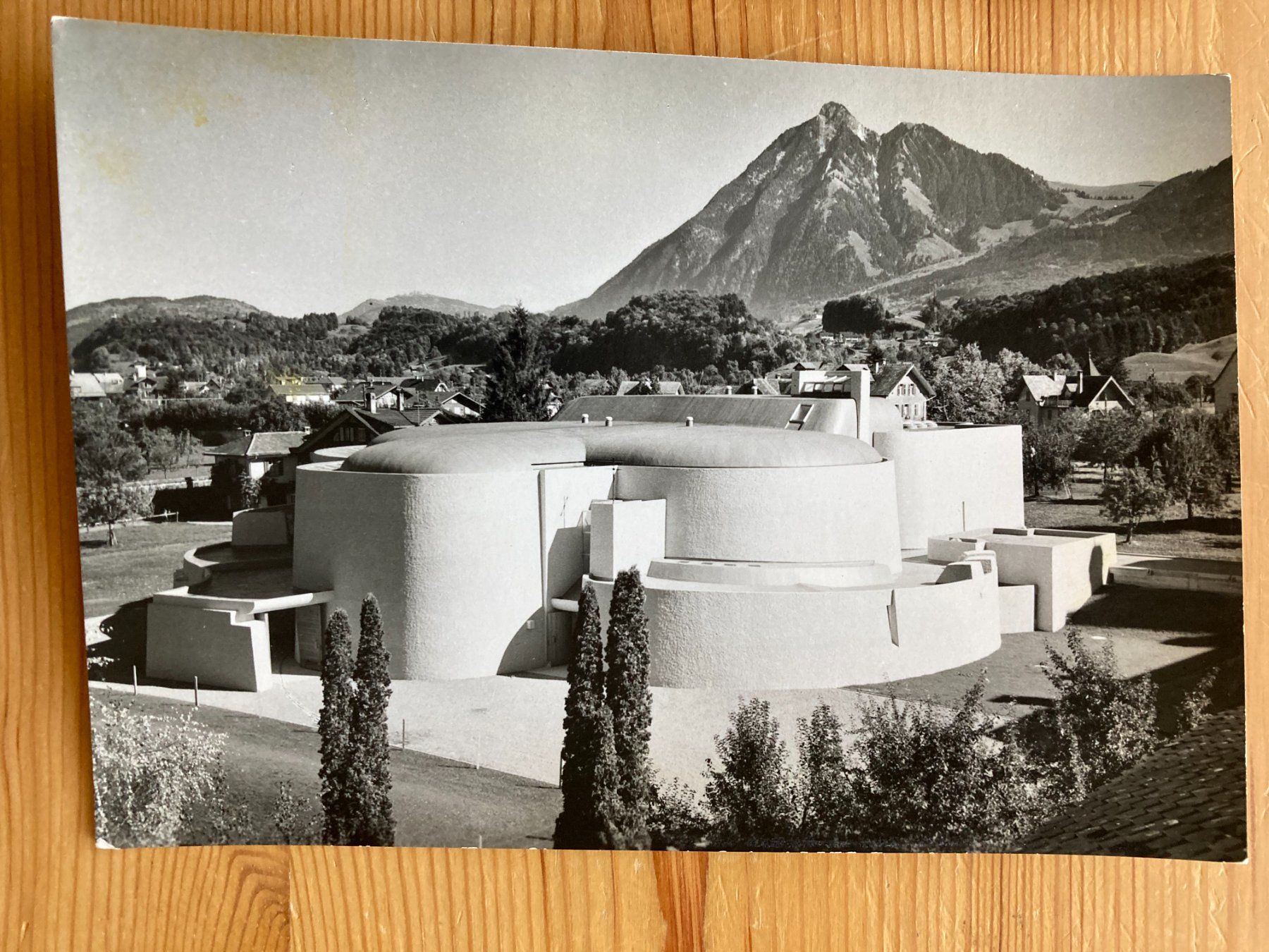 Cartoline postali: Sarnen Kollegium - St. Martinskirche - 2 AK – Nuovo (secondo la descrizione) da Oberuzwil venduto da Henri09