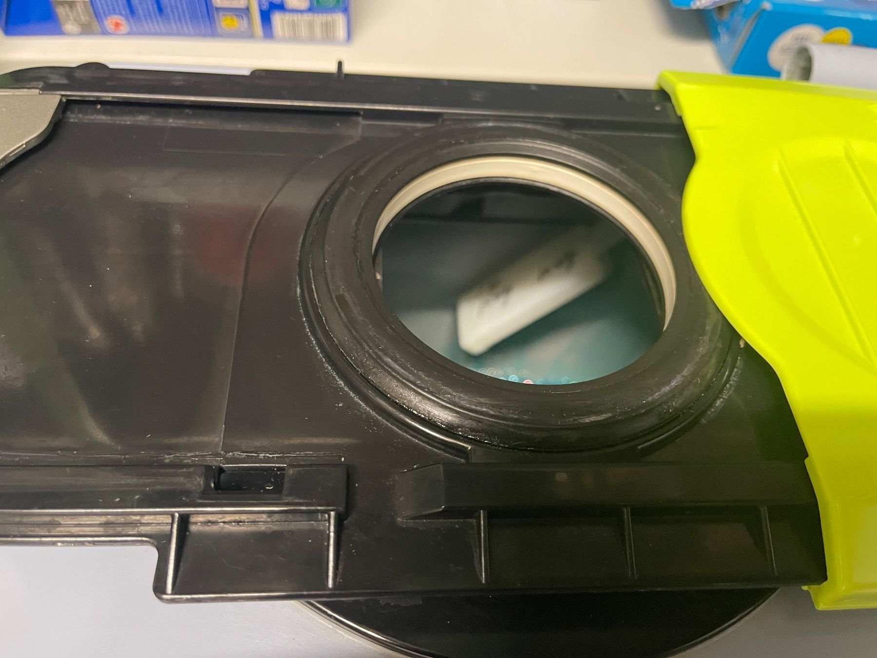 Dometic WC: Dometic Toiletten BOX – Gebraucht aus Escholzmatt von Jmazda0 3