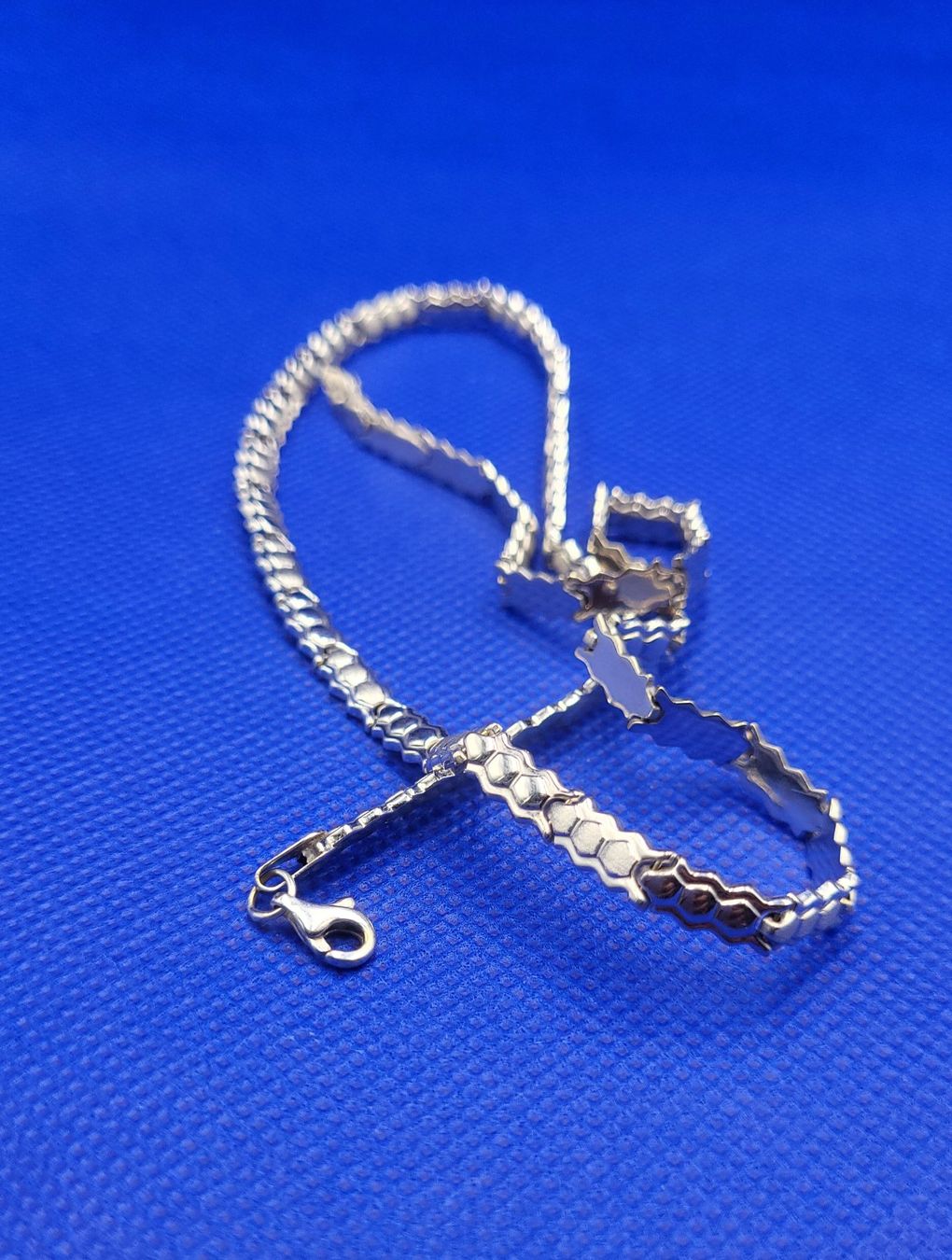 Ketten: 14 Karat 585 Weiss Gold Collier – Gebraucht aus Wald ZH von Aniade 1