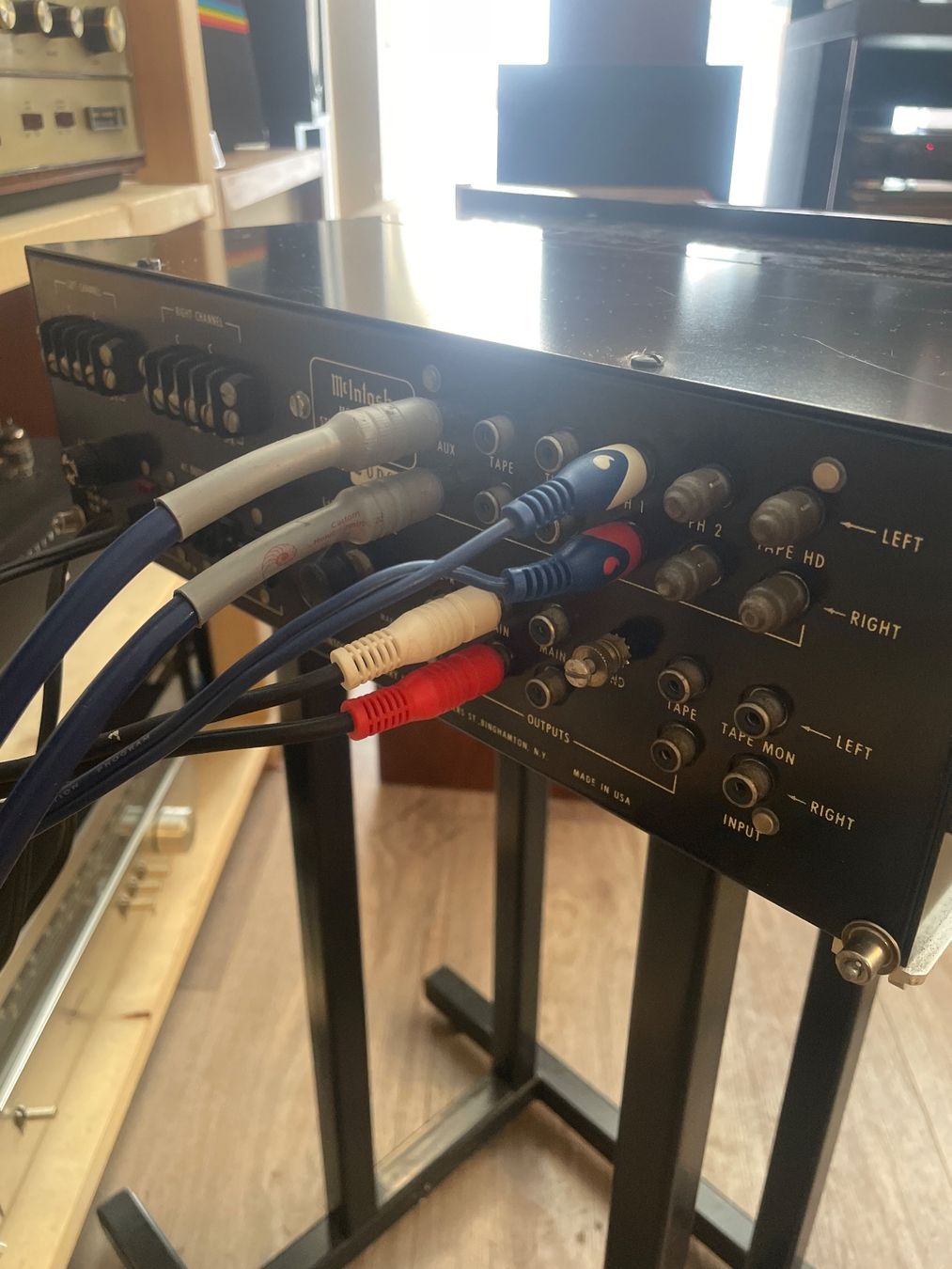 McIntosh Amplificatori: Mcintosh c24 – Usato da Onnens VD venduto da Vintage-Hifi-Store 4