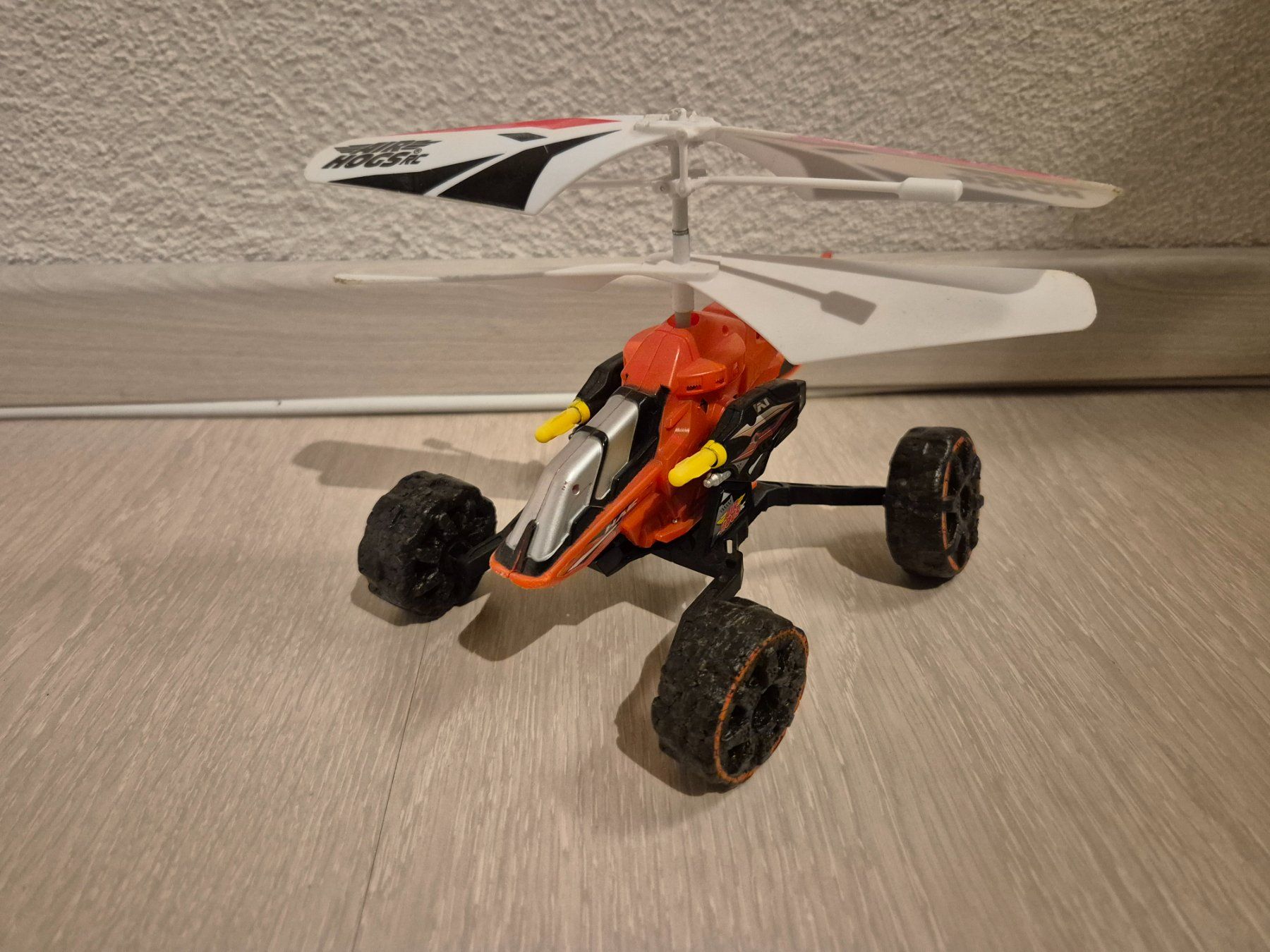 Modellismo RC: Air Hogs RC Drop Strike – Usato da Gerlafingen venduto da Takuta