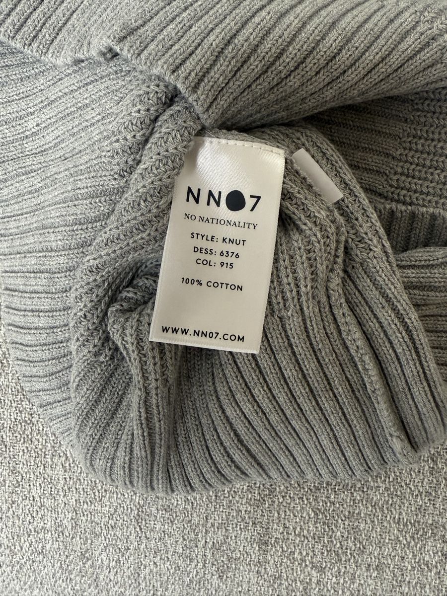 Maglioni & Felpe: NN07 Herrenpullover, Gr. S, neu mit Etikett, grau – Nuovo e nell'imballaggio originale da Biel-Benken BL venduto da Aplus0 4