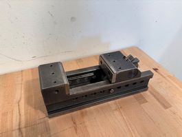 Präzisions- Maschinenschraubstock, Pfl Swiss made,  70 mm