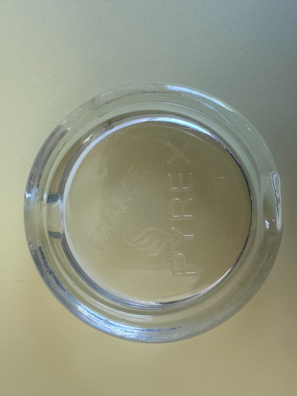 Bicchieri: Anti-monte-lait en Pyrex – Usato da Châtillon FR venduto da Karine1453