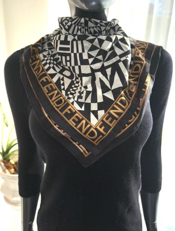 FENDI MONOGRAMM FOULARD