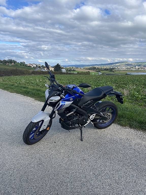 Strada: MT 125 bleue – Usato da Orbe venduto da luc_k2kg