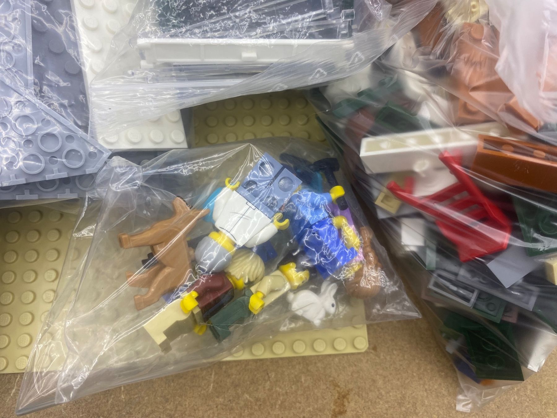 Lego Spielzeuge: Lego Creator 10264 Eckgarage ab 1.- – Gebraucht aus birrhard von Nosara7 1