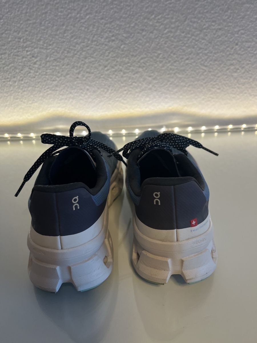 On Scarpe da donna: ON Sneakers blau Gr 37 / US 6 – Usato da Zürich venduto da nina__viva 3
