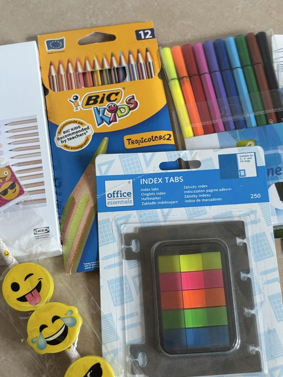 Caran D'Ache Penna & Evidenziatori: Papeterie divers, crayons, marqueurs, onglets – Nuovo (secondo la descrizione) da Romont FR venduto da EmmaSc 1