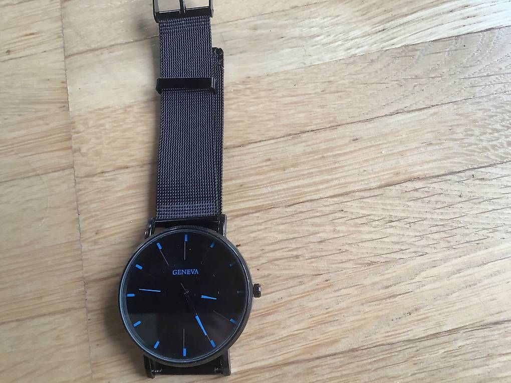 Orologi: Geneva Uhr – Nuovo (secondo la descrizione) da Männedorf venduto da clemenco 2