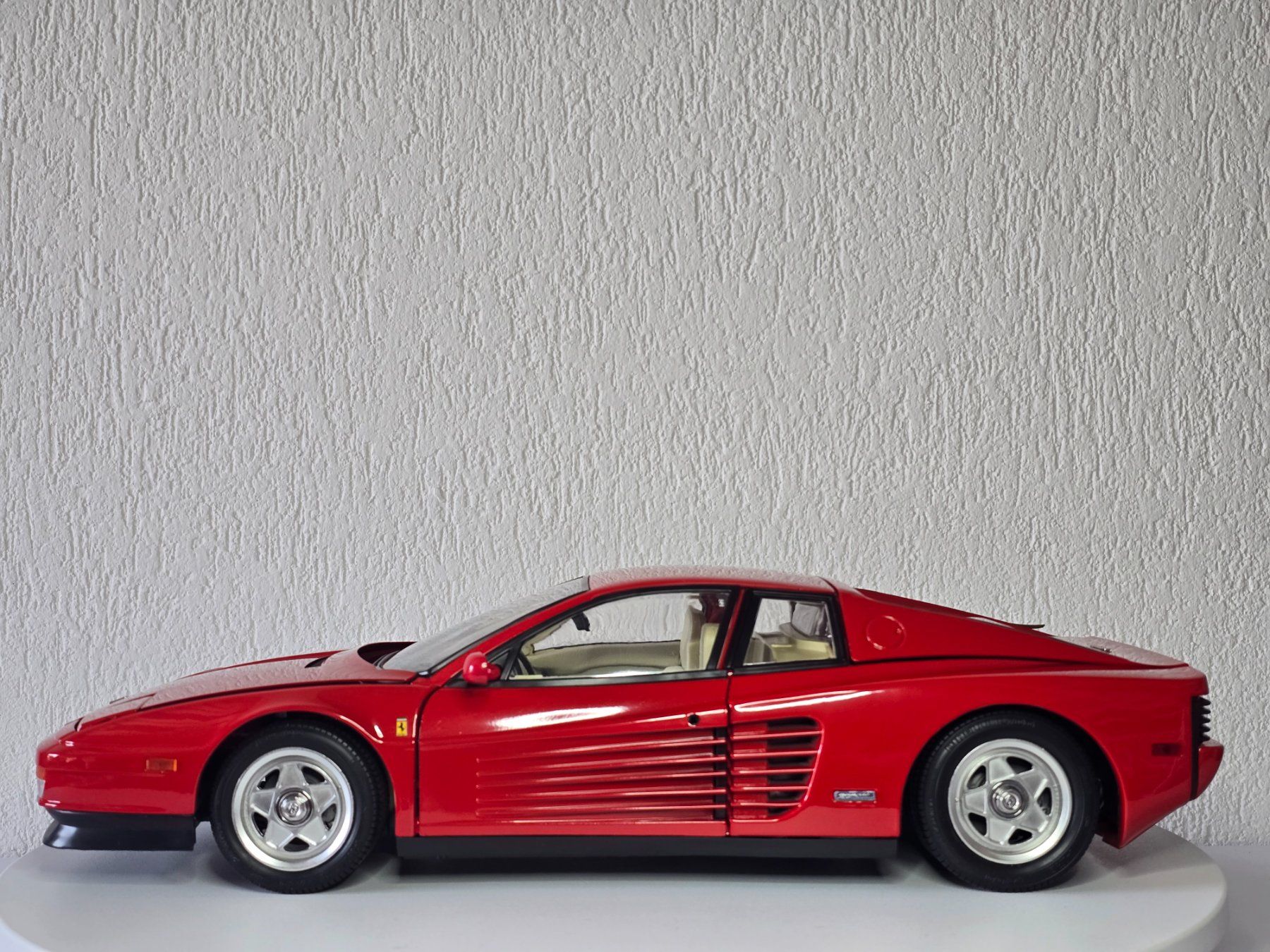 Pocher Modellini d'auto: Pocher - Rivarossi, Ferrari Testarossa, rot – Usato da Kloten venduto da Nicola2 7