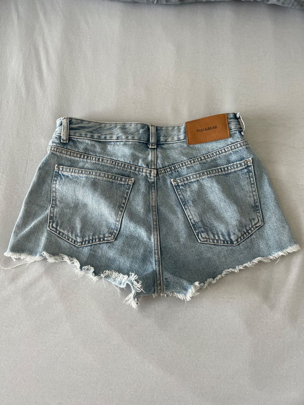 Pull&Bear Jeans: Pull&Bear Jeansshorts 36 / S kurze shorts midwaist – Usato da Stäfa venduto da Schatztruhe05 1