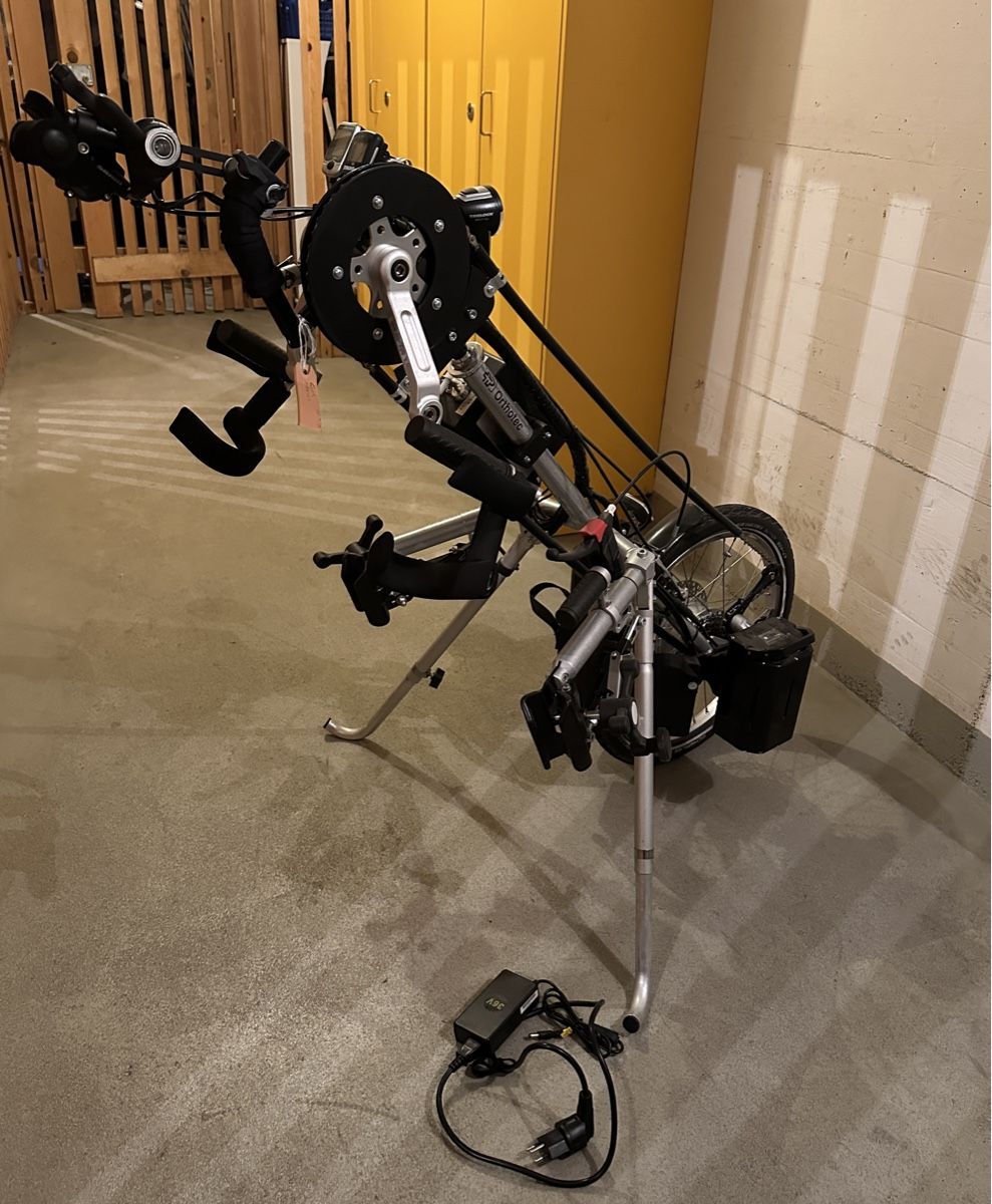 Sedie a rotelle: Stricker Handbike E-Bike Rollstuhlvelo – Usato da Schübelbach venduto da Kandija 1