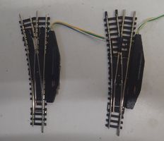 Minitrix N - 2x linken Weichen Art. 14398 motorisiert