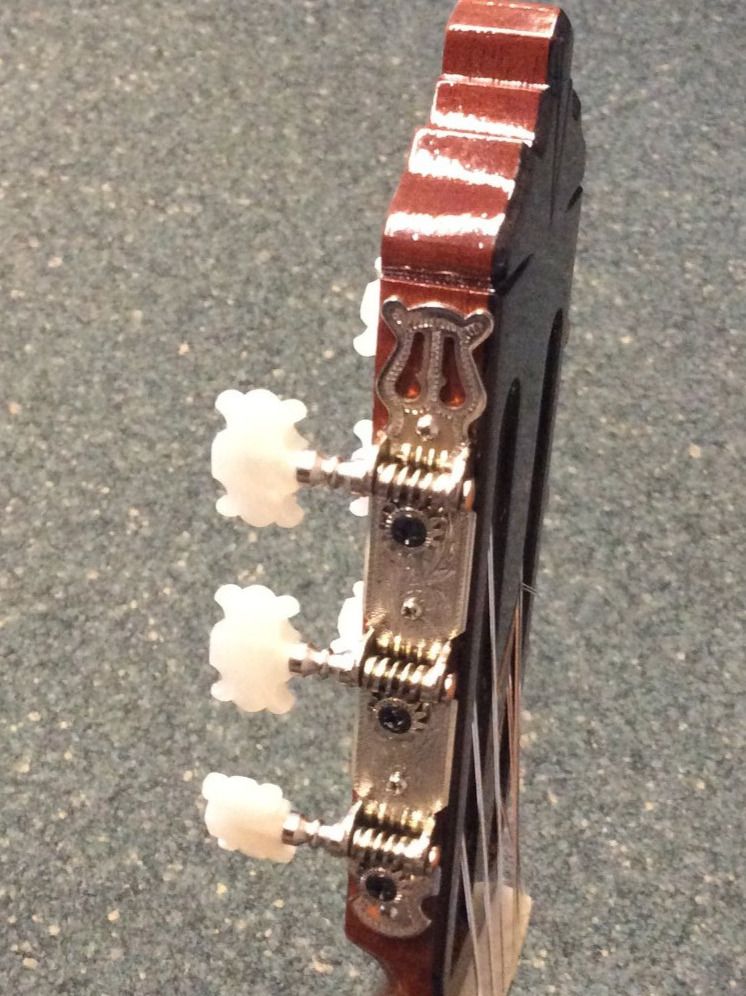 Strumenti musicali: Klassische Gitarre Juan Orozco – Nuovo (secondo la descrizione) da Schaffhausen venduto da outlet-music 4