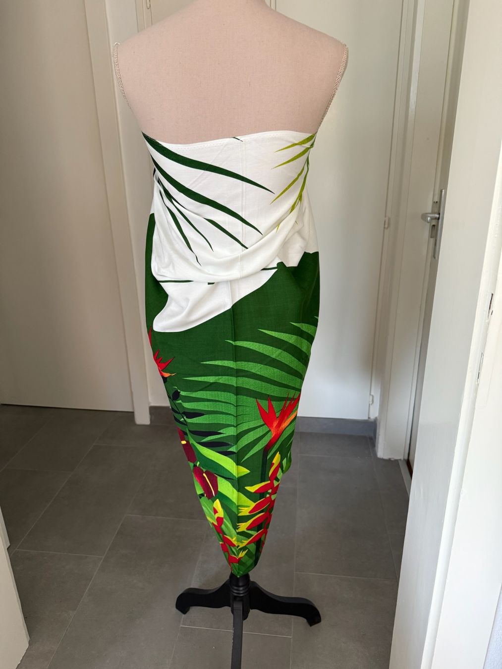 Teli da bagno: Paréo - drap de plage – Usato da Sion venduto da accroshoes 2