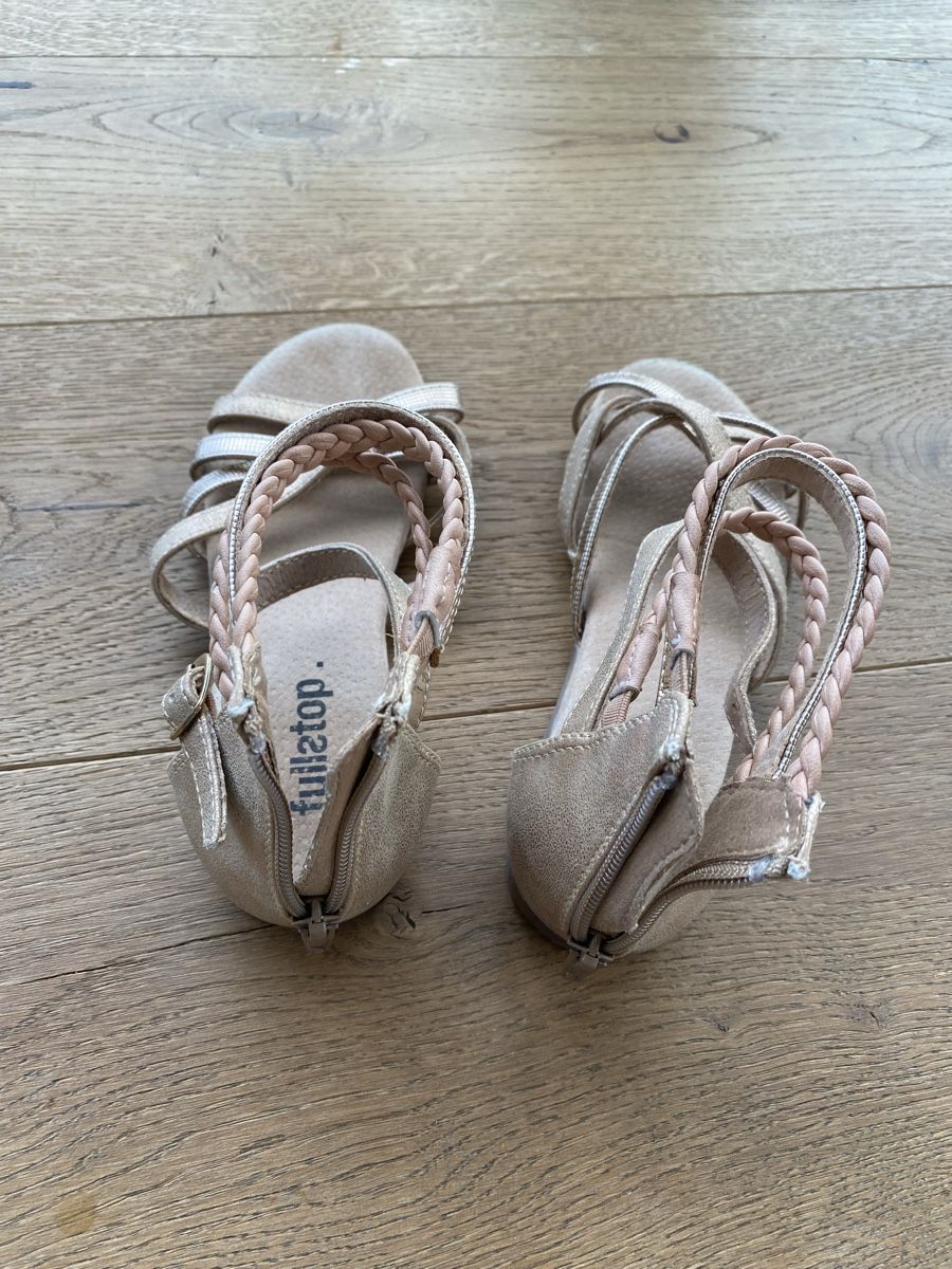 Scarpe per ragazze: Sandalen "Fullstop" Grösse 32, Mädchen – Usato da Watt venduto da yaelD 4