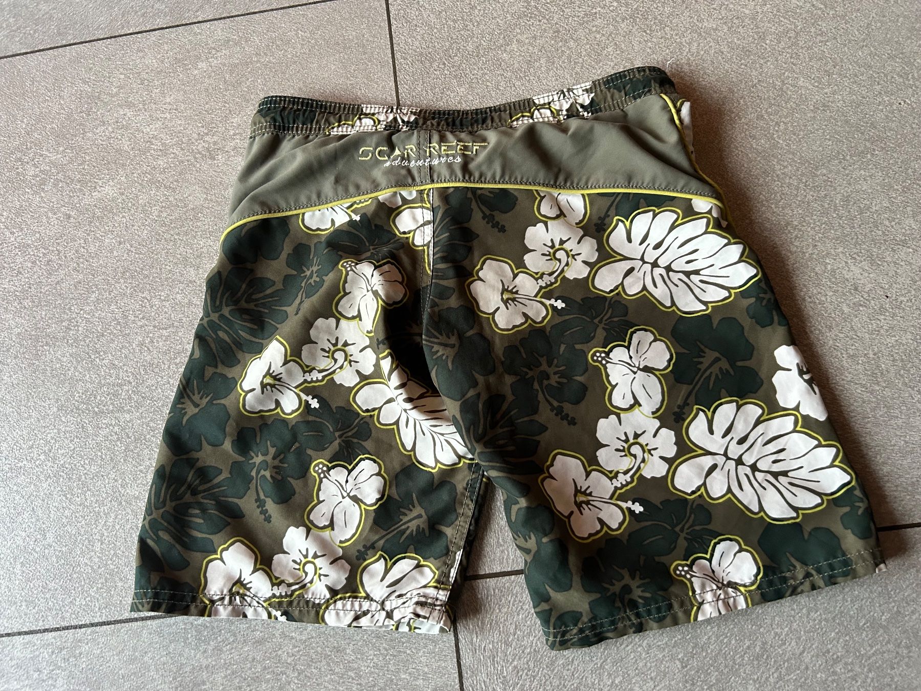 H&M Costumi da bagno: Jungen Badehose Grösse 128 – Usato da Arbedo venduto da nadia1973 1