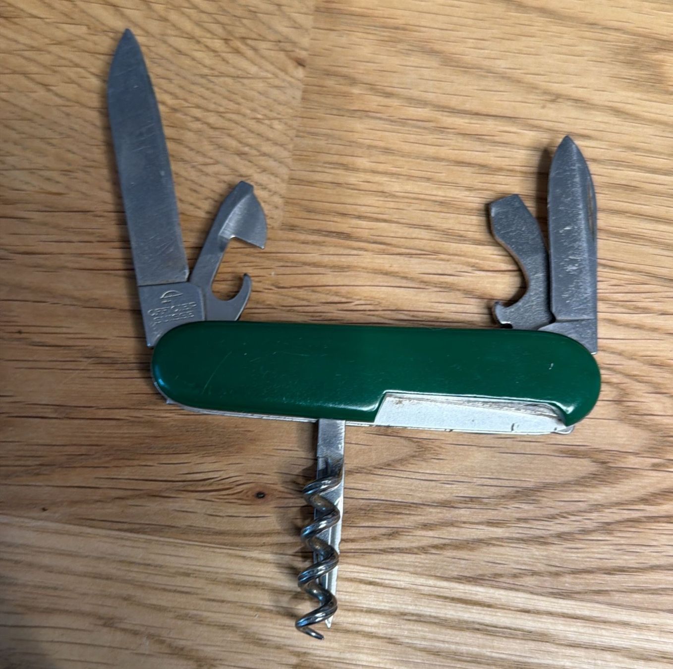 Victorinox Coltelli tascabile: MEYER FUTTER VICTORINOX TASCHENMESSER – Usato da Zürich venduto da Frei-Occasionen 1