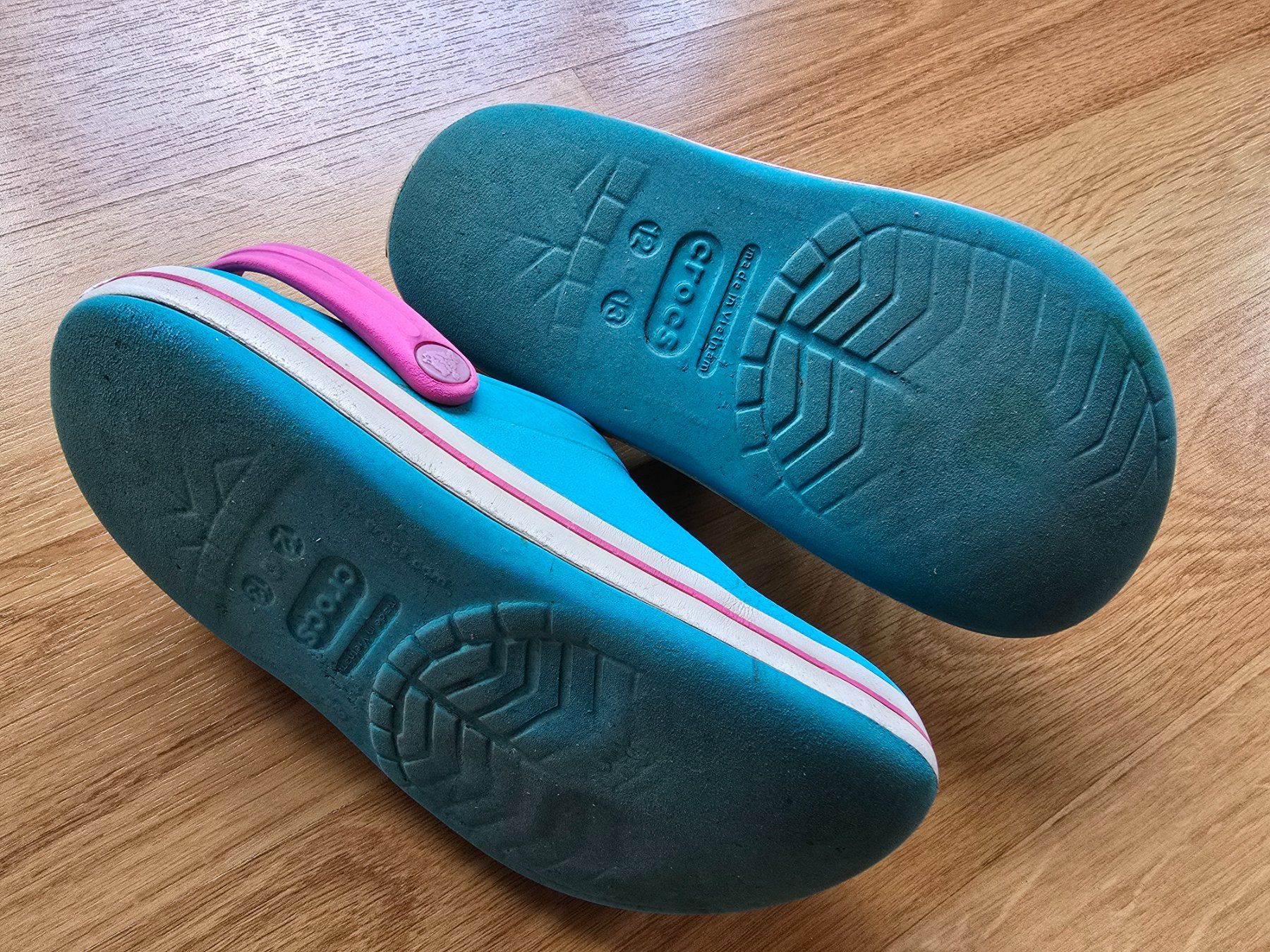 Crocs Scarpe per ragazzi: Crocs Gr. 12 / 13 – Usato da Büttikon AG venduto da Amineah 2