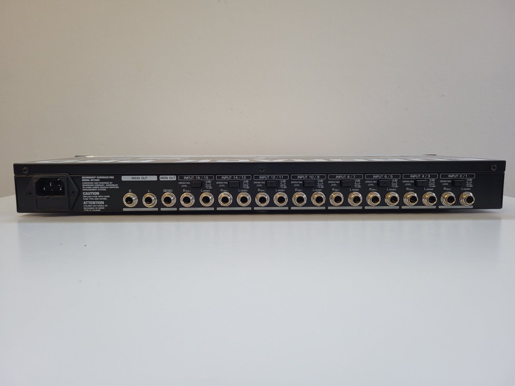Behringer Console di mixaggio: Behringer Eurorack Pro RX1602 – Usato da Brügg BE venduto da POU-BELLE 2