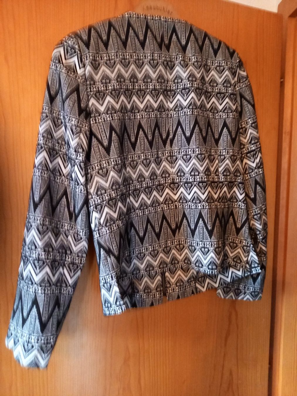 Giacche: Deux vestes – Usato da Epagny venduto da sig_fj9g 1