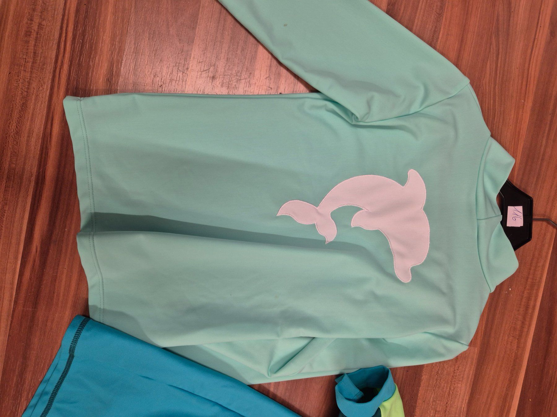 Costumi da bagno: 2 Uv Badeshirt  gr 116 B – Usato da Schwarzenburg venduto da Flamingo07 2