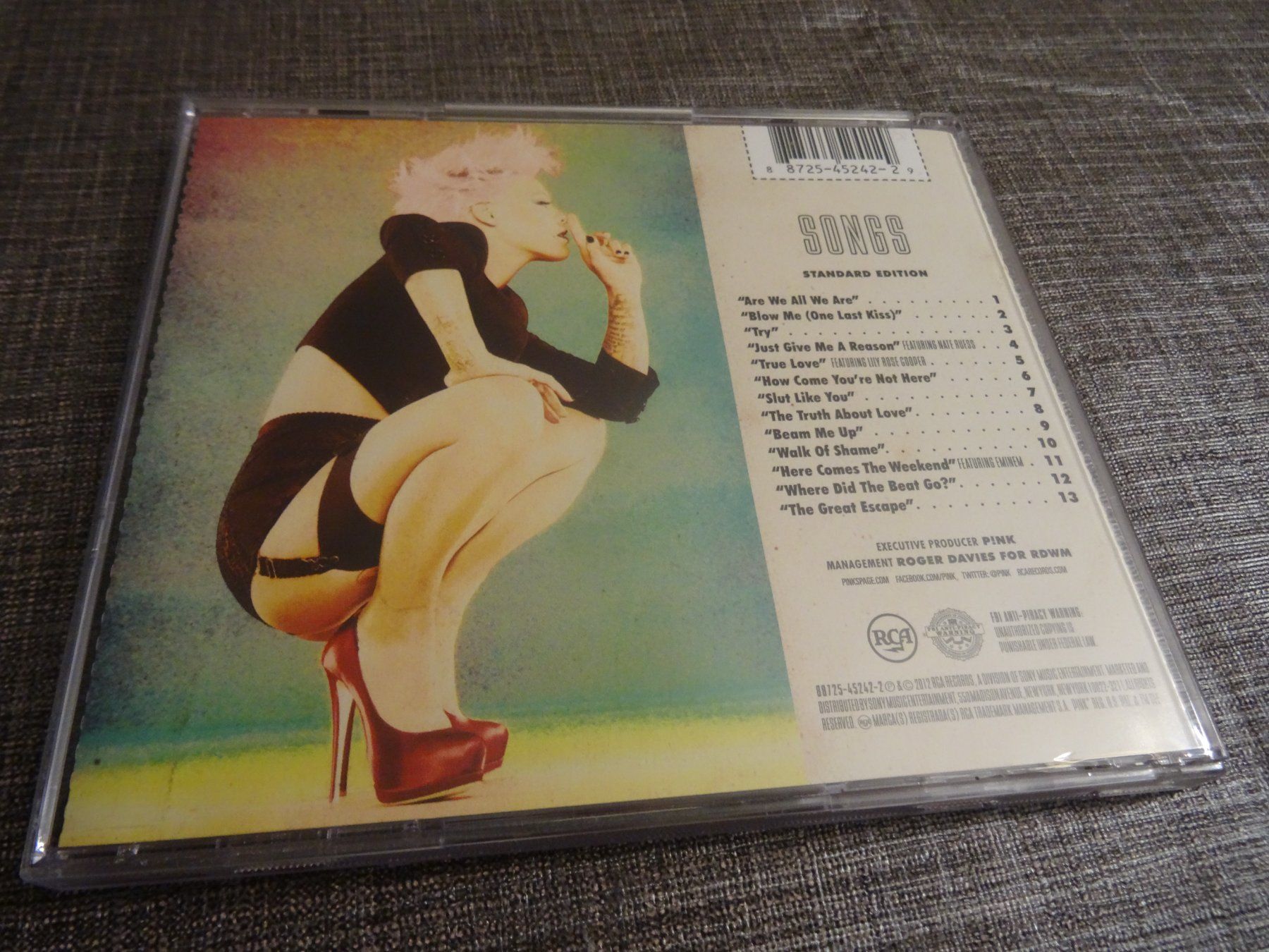 CD: P!nk - The Truth About Love CD - – Usato da Olten venduto da Disc-Ausverkauf 1