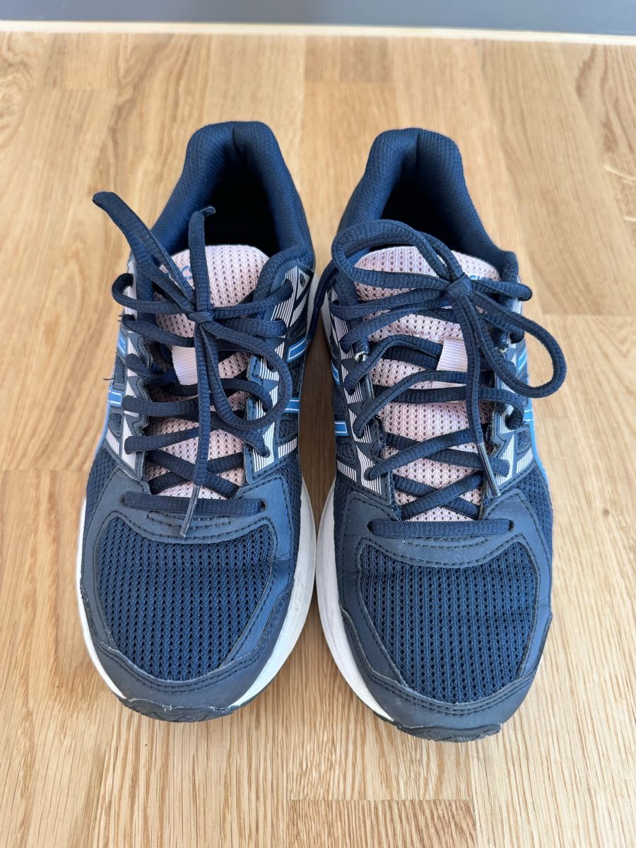 Asics Damenschuhe: Damen Laufschuhe Asics blau 38  – Gebraucht aus Hagendorn von meryem79