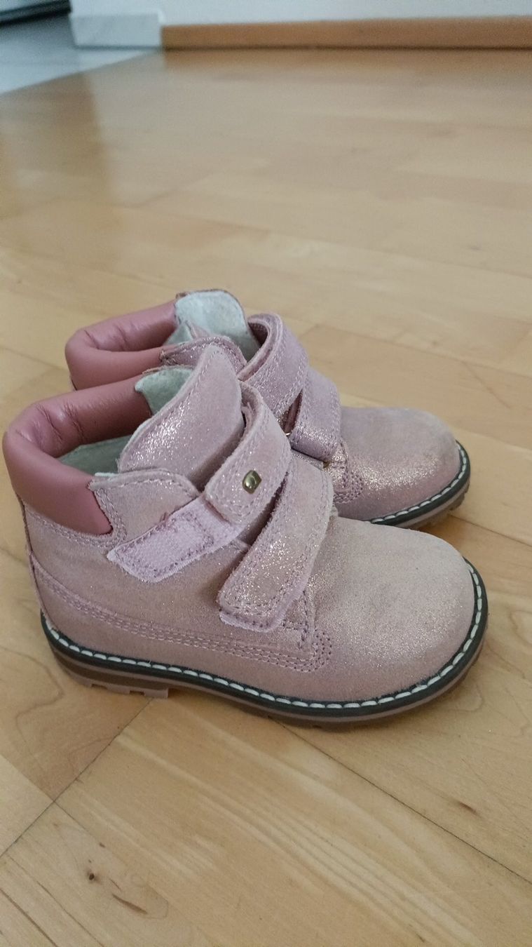 Scarpe per ragazze: Schuhe grosse 21 – Usato da Chur venduto da lor_59tb