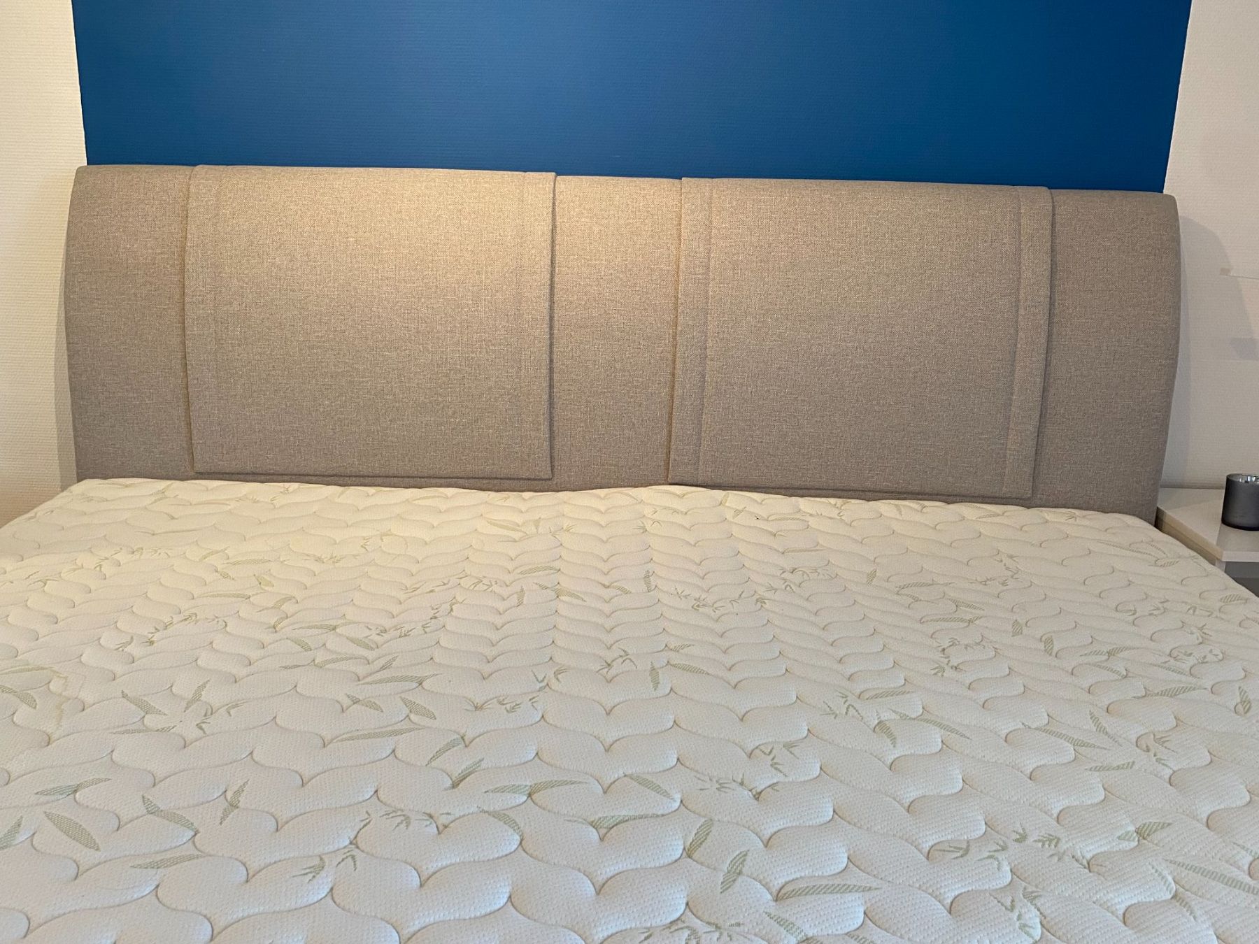 Lits: Boxspring-Bett, 180 cm breit – D'occasion à Eglisau par Claudita1 2