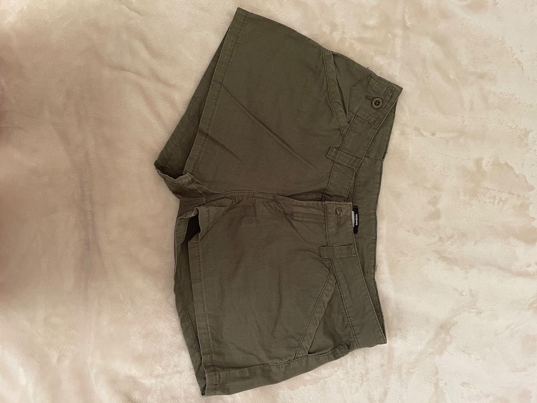 Pantaloni: Tezenis Damen Shorts – Usato da Zürich venduto da VictoriaGVA 2