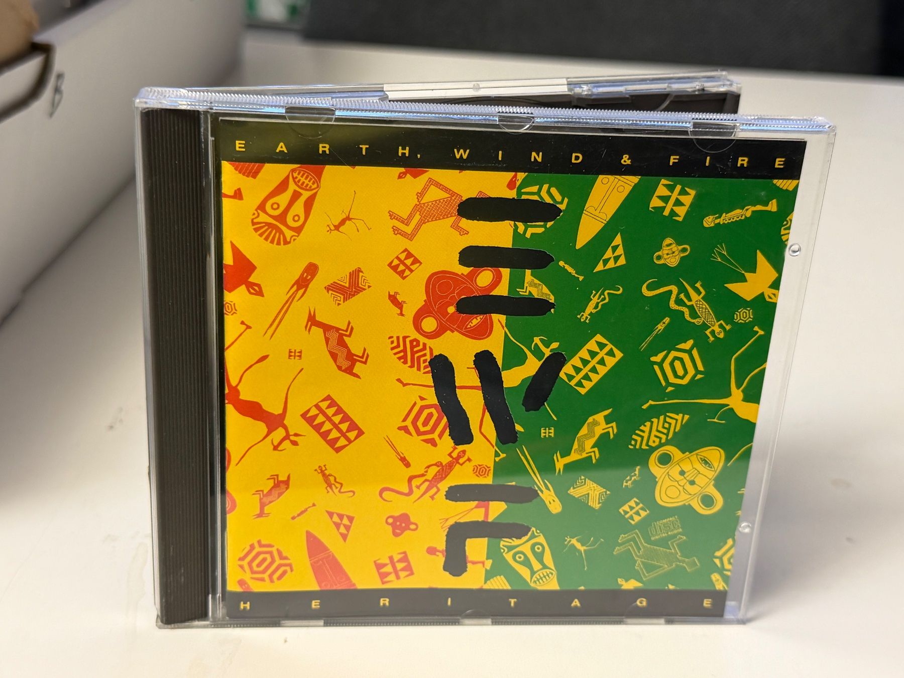 CD: Earth, Wind & Fire - Heritage - HB21D+ – Nuovo (secondo la descrizione) da Küsnacht ZH venduto da Jazztilldawn