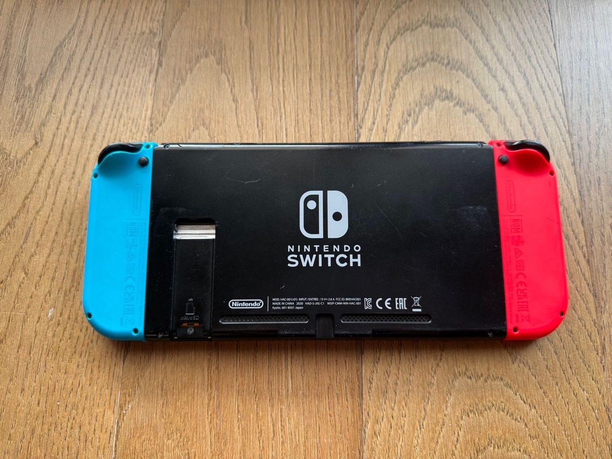 Nintendo Console: Konsole Nintendo Switch – Usato da Läufelfingen venduto da Seraphim13 2