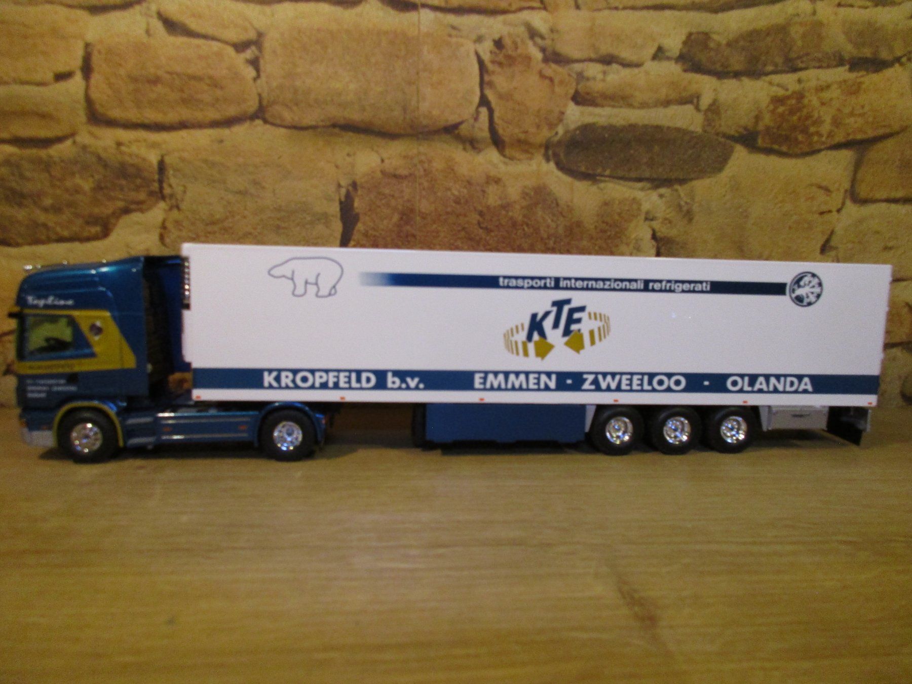 Tekno Kit di modellismo & Modellini statici: Tekno  1:50  Scania  124  Kropfeld – Usato da Ennetmoos venduto da Truckdiver 3