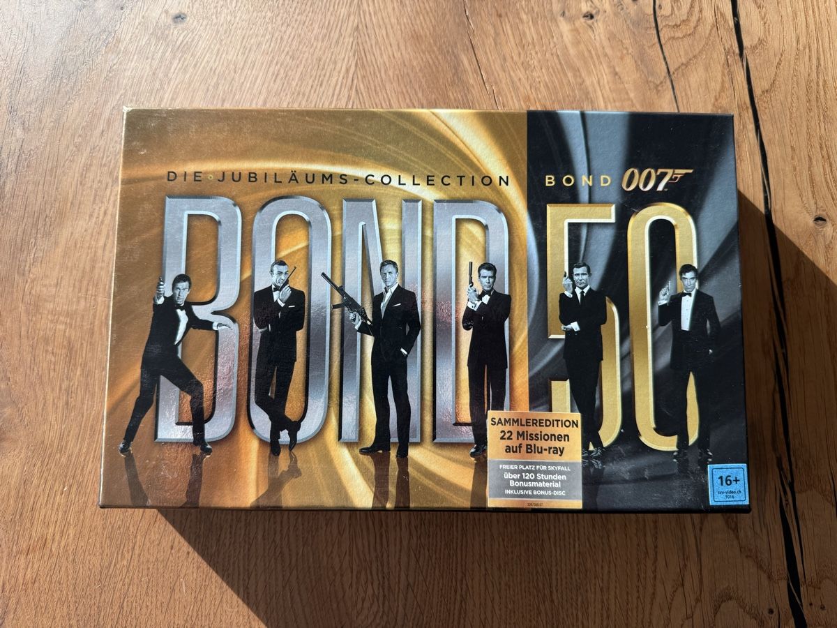 Tutti i DVDs: James Bond 007 Jubiläums-Collection Blu-ray – Usato da Schötz venduto da Frantic 1